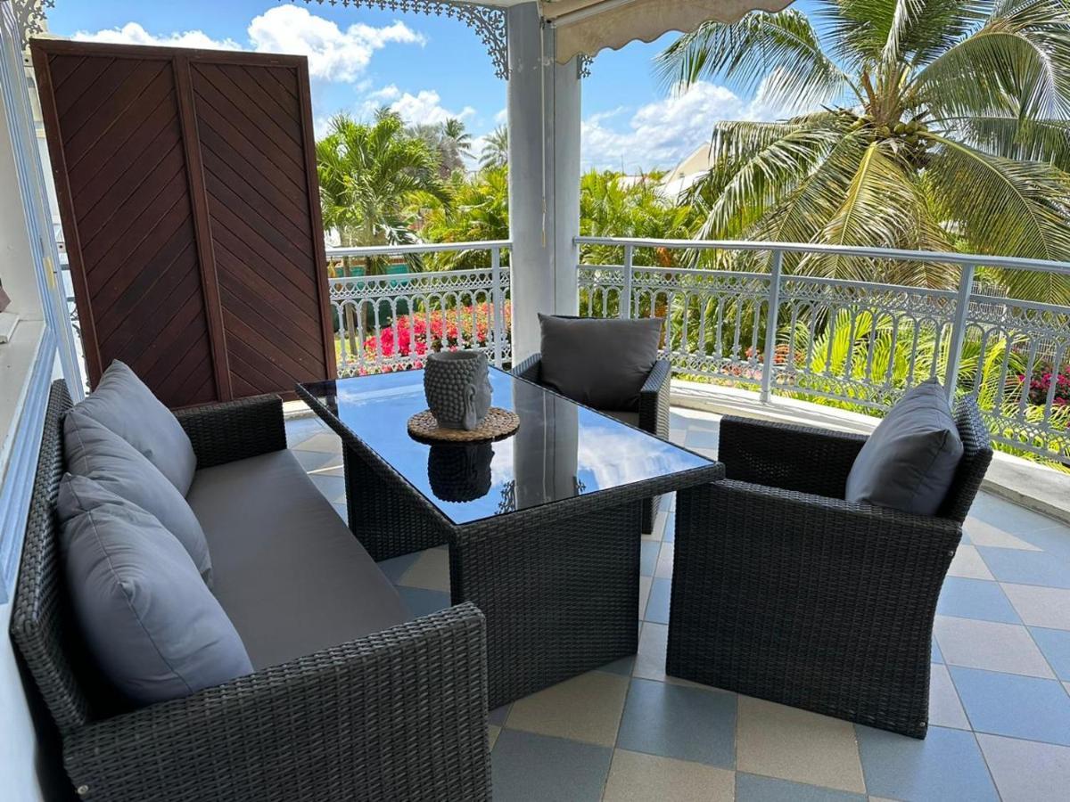 Grand Studio Zen Idealement Situe A Saint-Francois Avec Piscine Et Terrasse Εξωτερικό φωτογραφία
